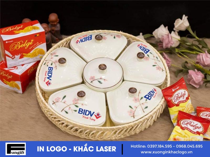 Khay mứt in logo theo yêu cầu