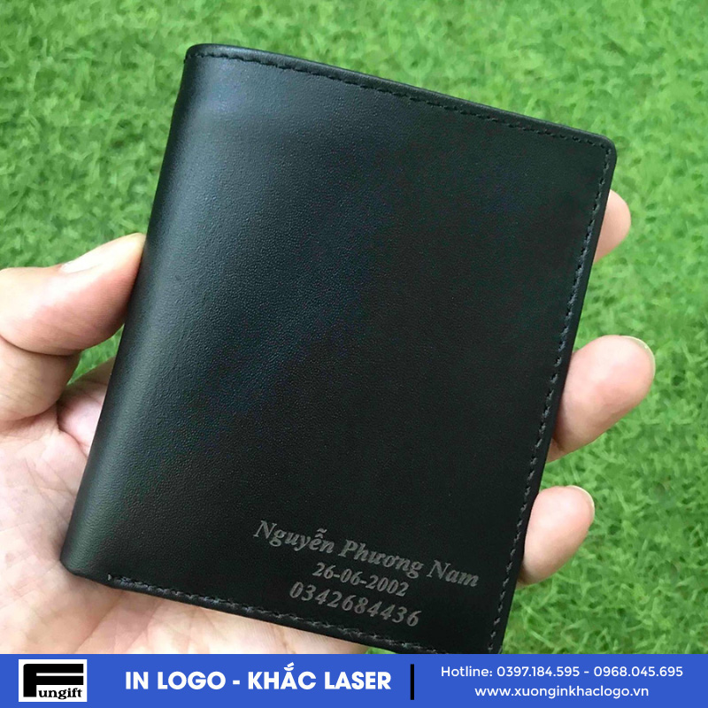 Ví da khắc laser logo