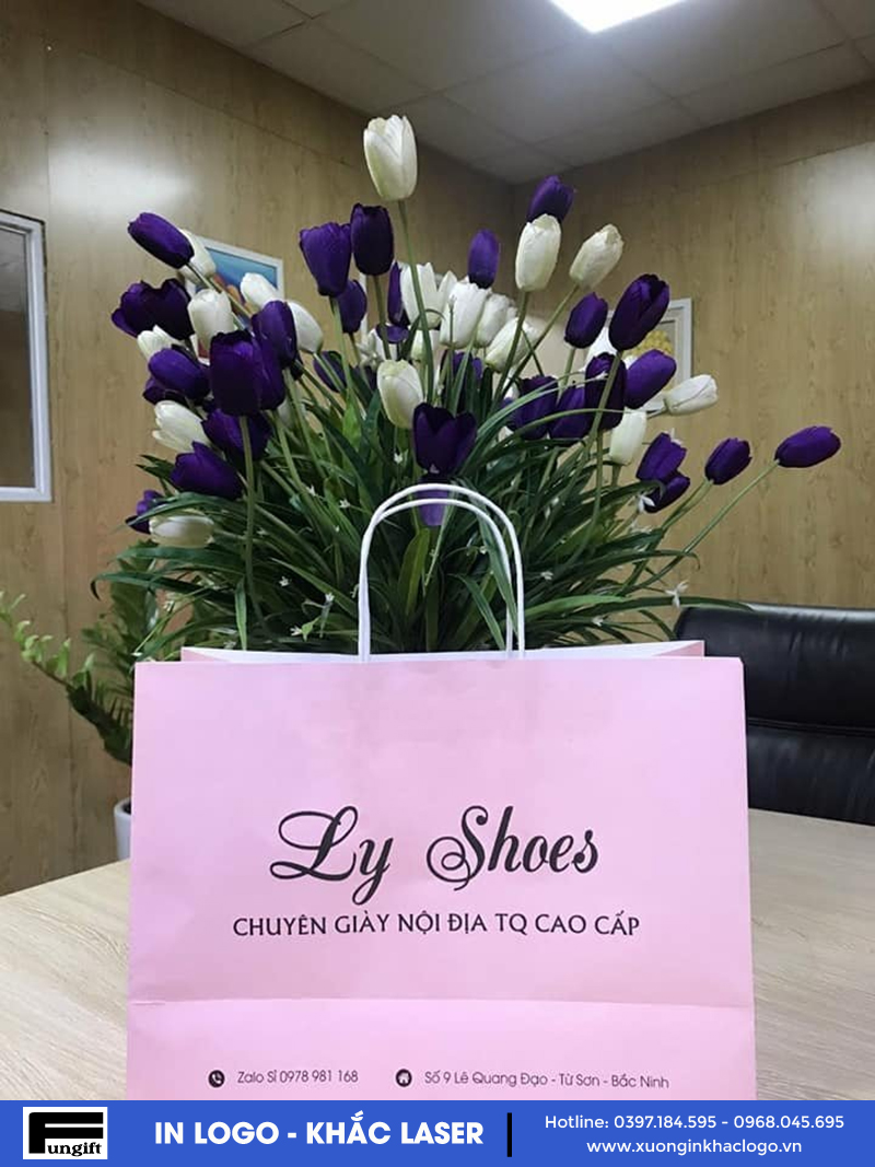 In túi giấy đựng quà tặng