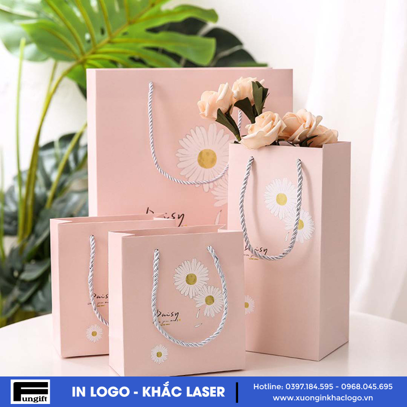 Làm túi giấy theo yêu cầu