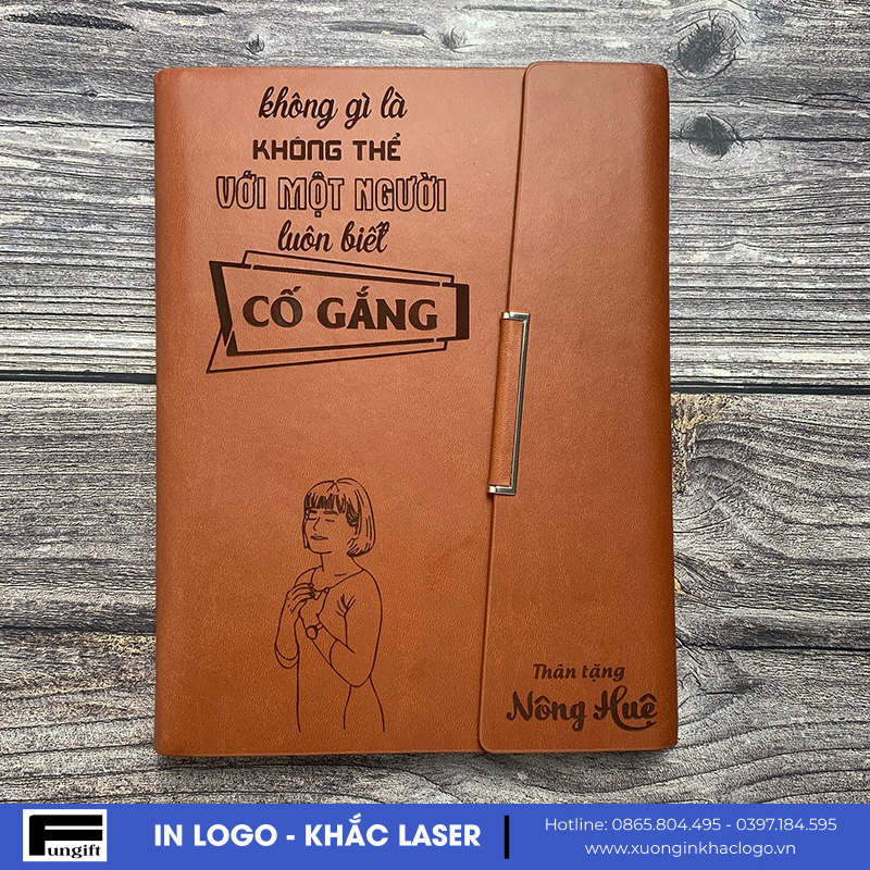 Sổ da quà tặng in khắc tên, logo
