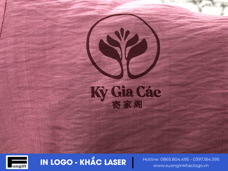 Nhận in logo lên quần áo sắc nét đẹp mắt