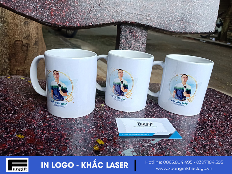 Cốc sứ in hình ảnh logo làm quà tặng quảng bá hình ảnh