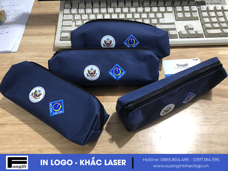 Túi bút in logo theo yêu cầu