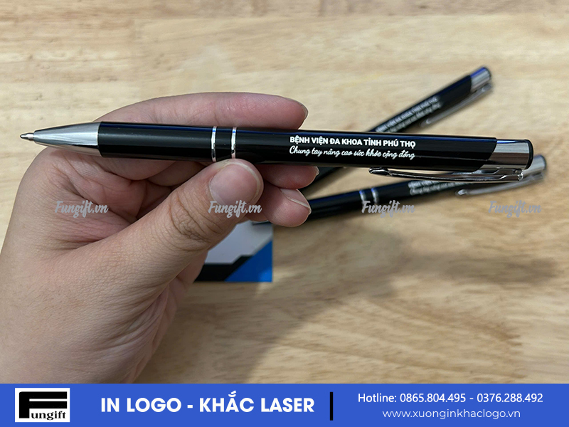 Địa chỉ khắc bút ký