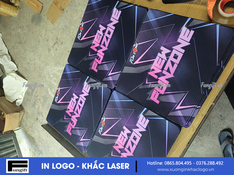 Gia công in lót chuột