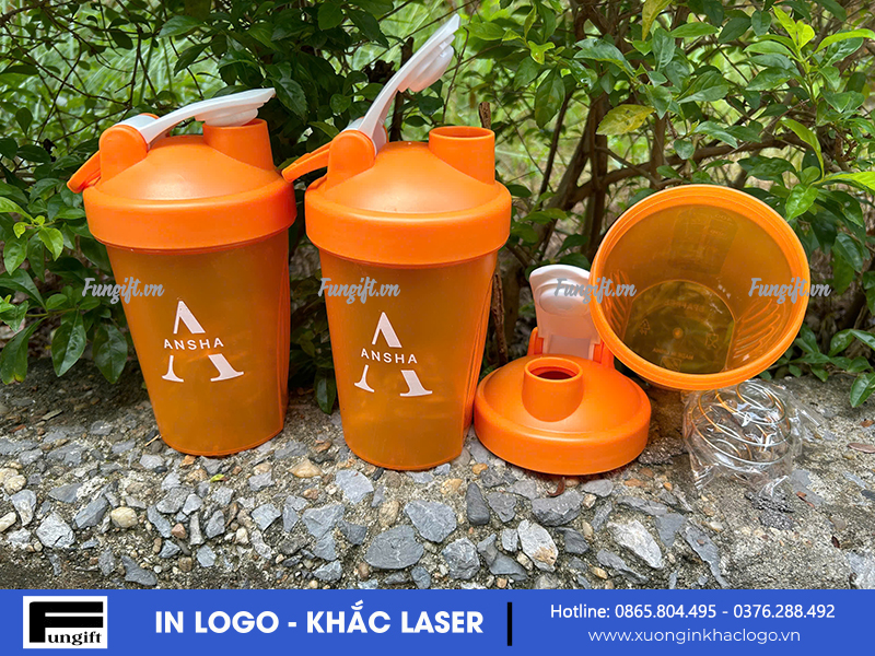Gia công in cốc lắc tại xưởng