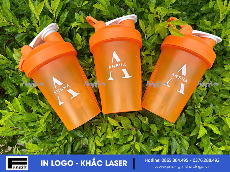 In cốc lắc thể thao số lượng ít