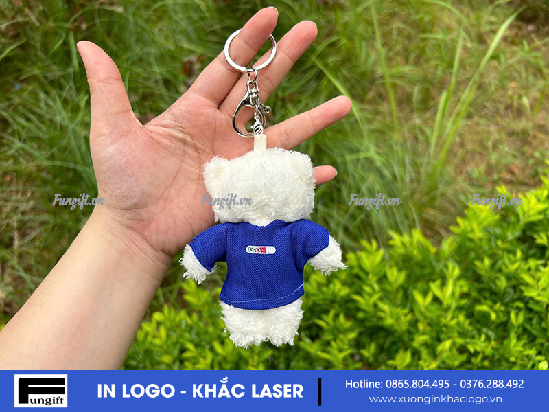 In logo móc khóa gấu bông