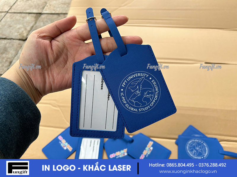 Gia công in tag hành lý tại xưởng