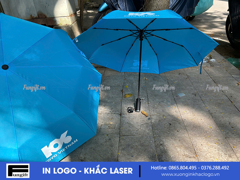 In logo lên ô dù theo yêu cầu