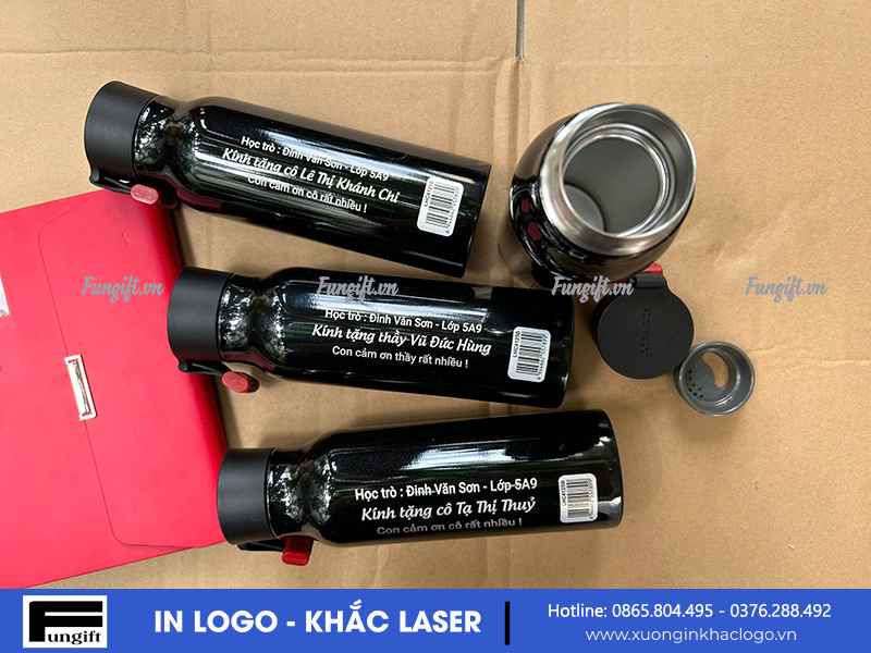 Khắc bình giữ nhiệt quà tặng