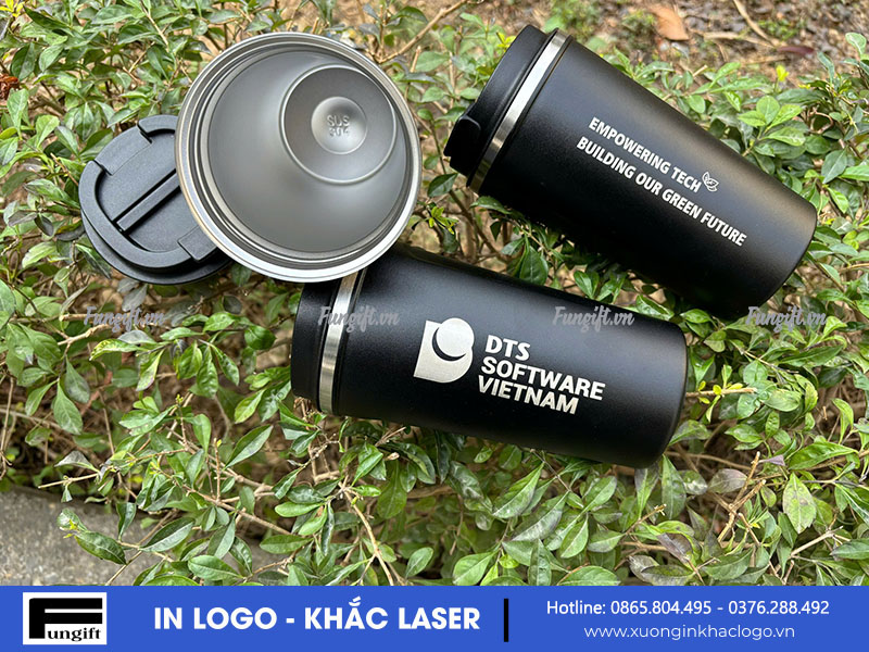 Cốc coffee khắc theo yêu cầu