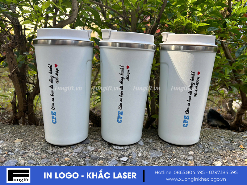 In tên cá nhân lên cốc coffee