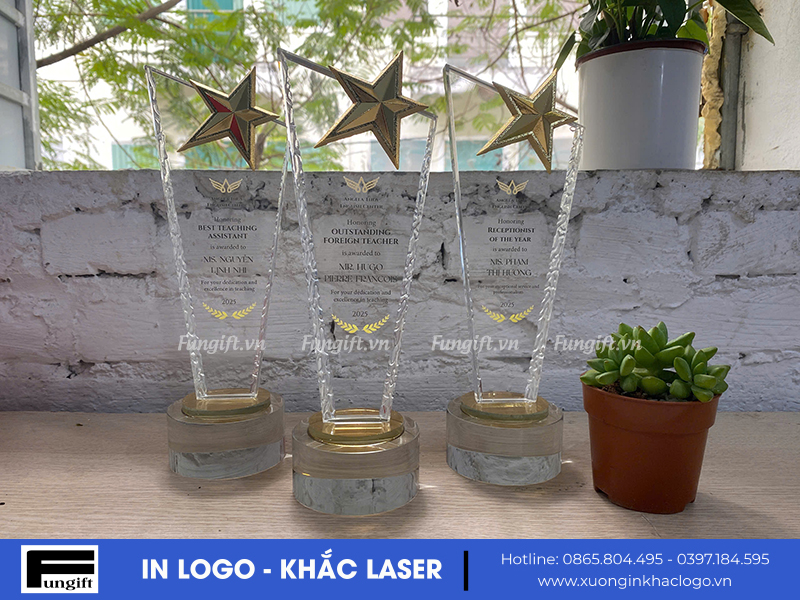 Xưởng sản xuất cúp pha lê, kỷ niệm chương quà tặng