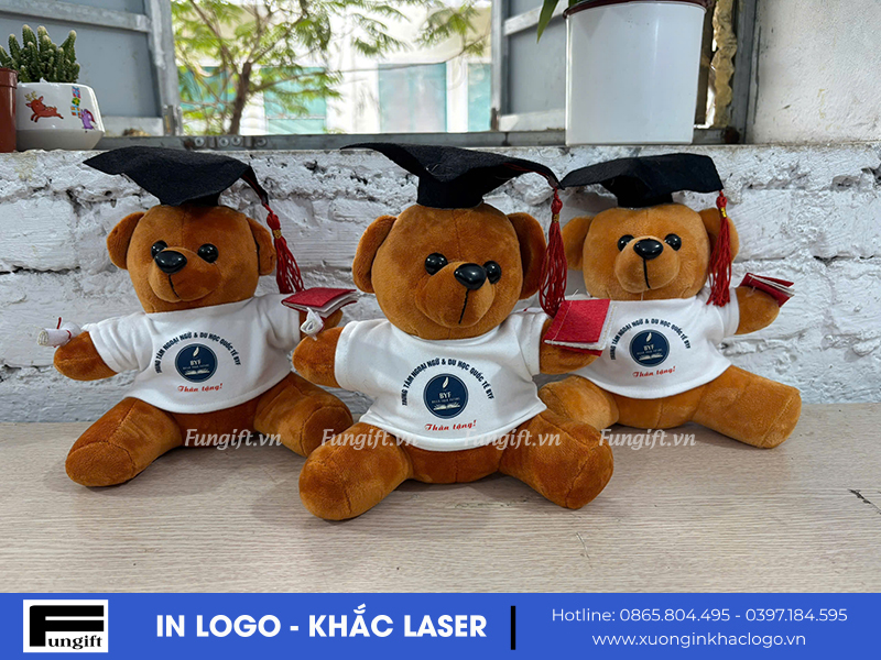 Gấu tốt nghiệp in logo giá rẻ