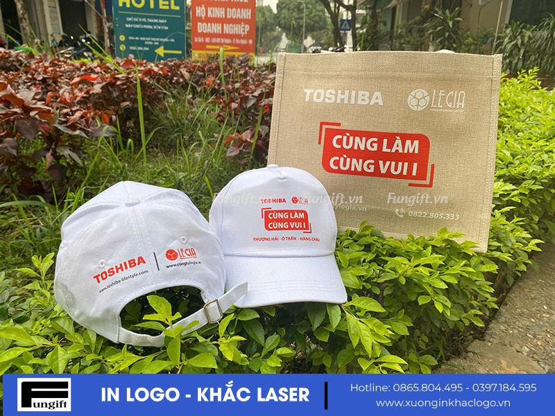 Quà tặng mũ lưỡi trai và túi vải