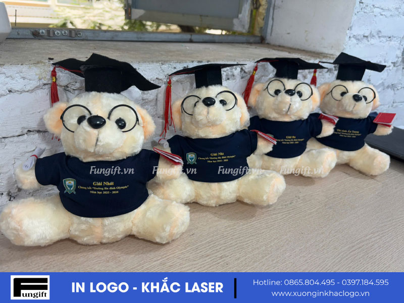 Gấu bông tốt nghiệp in tên