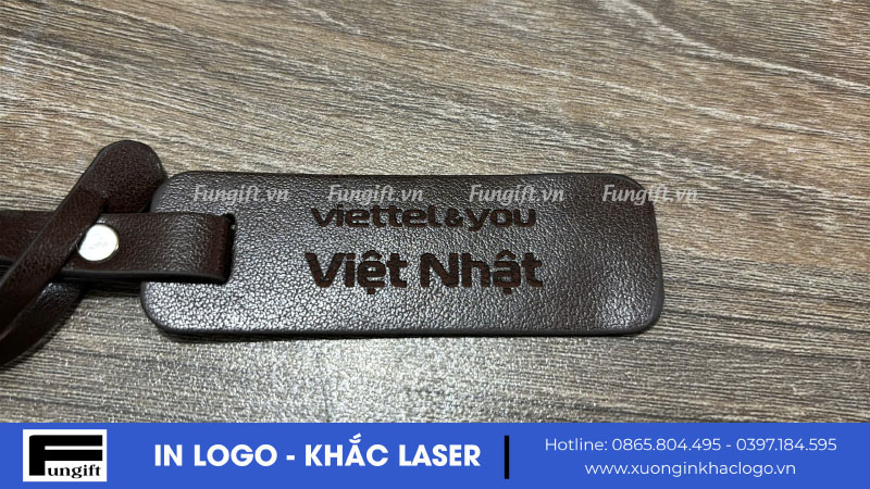Đặt hàng khắc tag da số lượng lớn