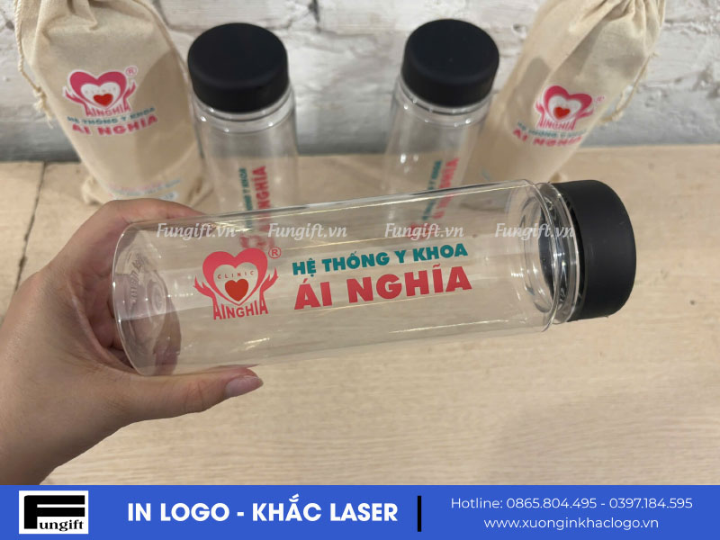 Quà tặng bình nước