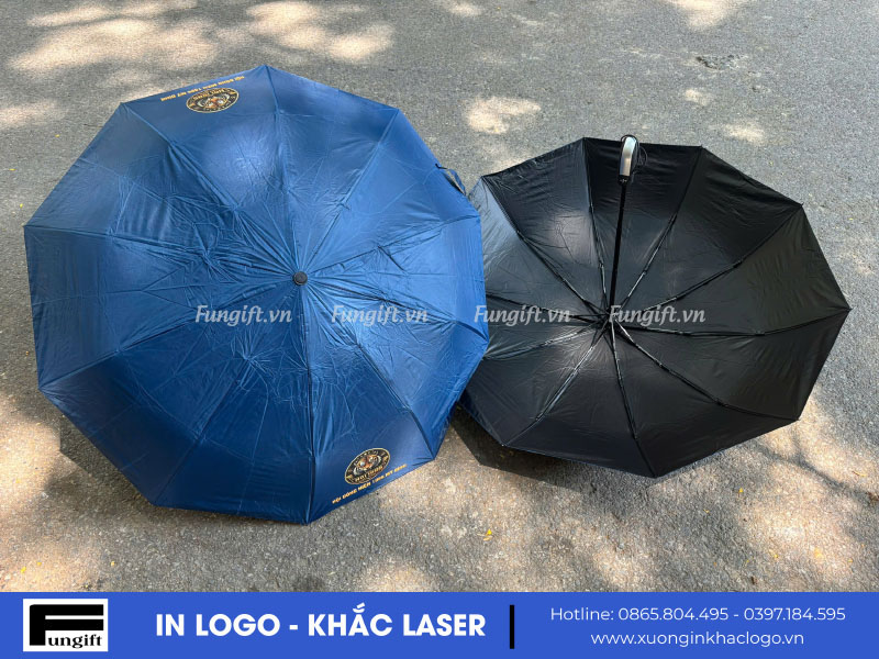 Mẫu ô dù gấp gọn in tại xưởng