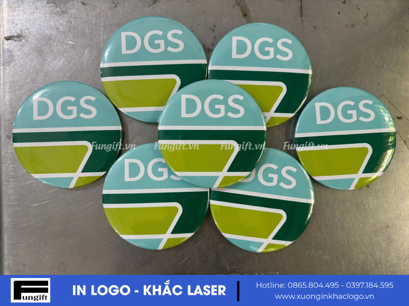 Báo giá in huy hiệu số lượng lớn