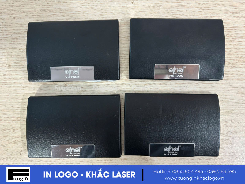 Namecard khắc logo theo yêu cầu